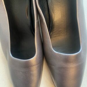 Steel Gray Aerosole comfy and stylish pumps